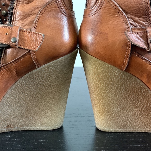 Genuine leather wedge platform high heel boot - Picture 8 of 13